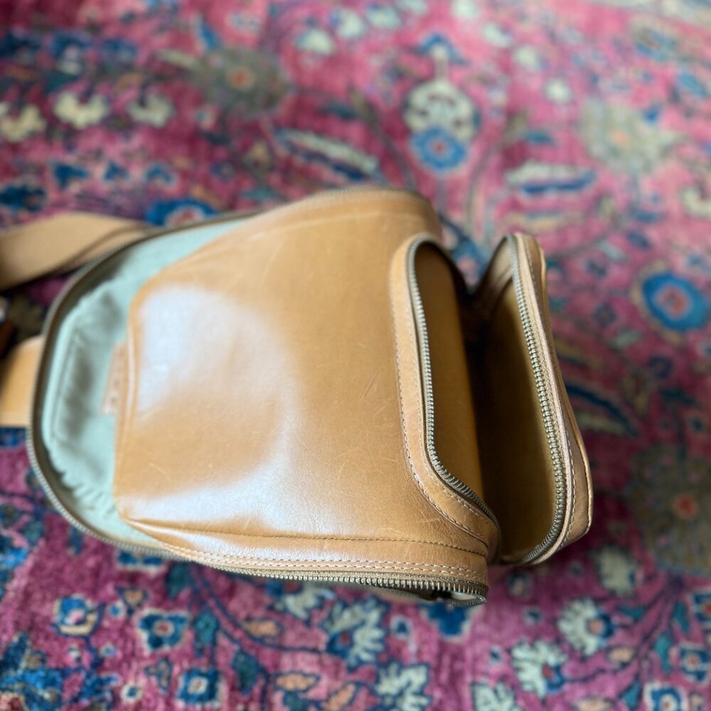 ABLE Rosa Sling Bag – Whiskey Leather - Picture 2 of 5